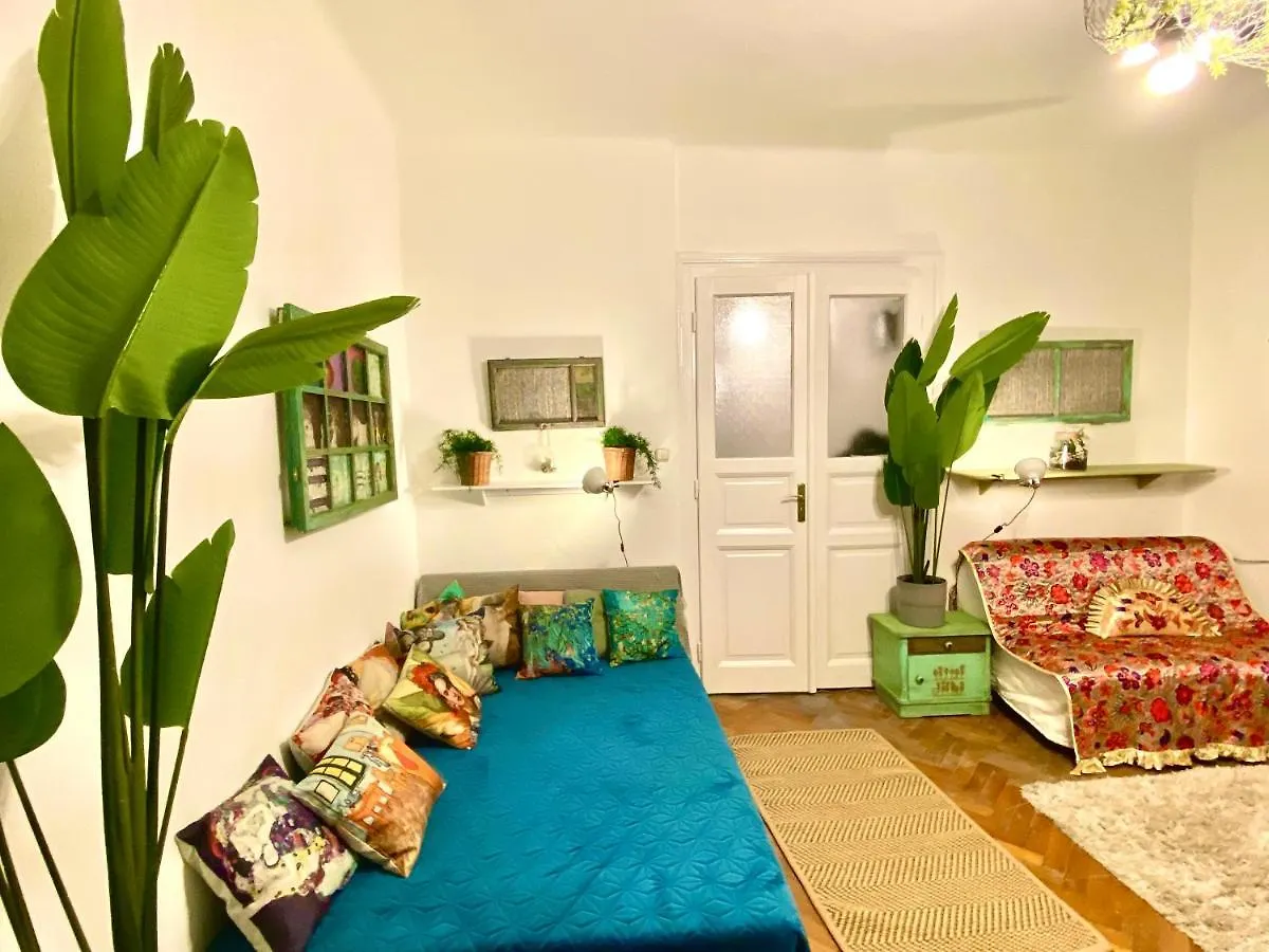 Arty Studio Flat At City Center Apartment Budapest Hungary